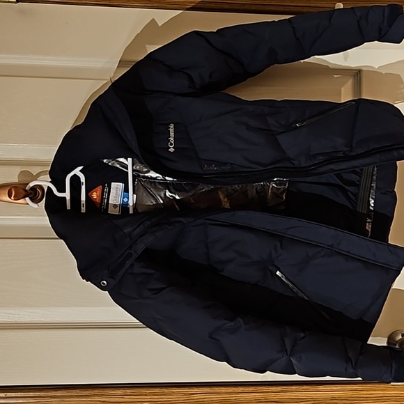 Columbia Women's Winter Coat - Picture 1 of 10